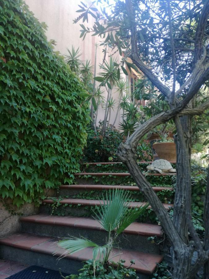 Villa Grande Messina Exterior photo