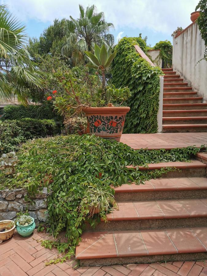 Villa Grande Messina Exterior photo